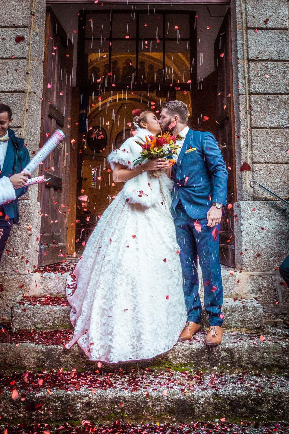 Photographie "Baisé volé" - Mariages - Audrey Viste, Photographe à Montpellier | Photographe Montpellier