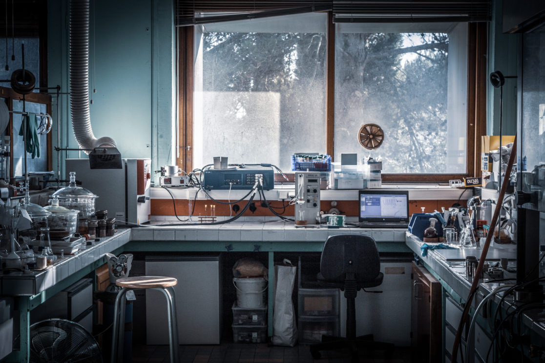 Photographie "Laboratoire" - Projets-Séries - Audrey Viste, Photographe à Montpellier | Photographe Montpellier